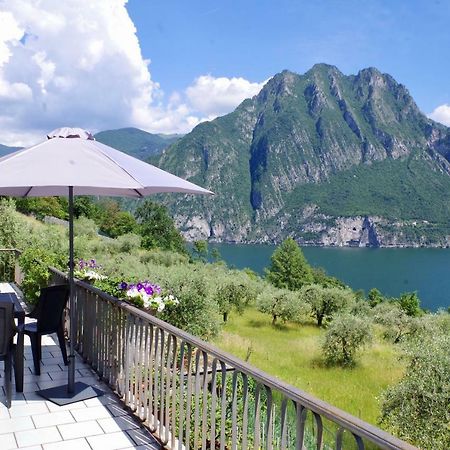 Casa Emilia Villa Riva di Solto Dış mekan fotoğraf