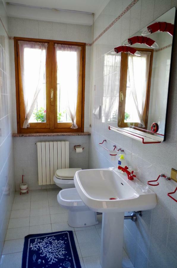 Casa Emilia Villa Riva di Solto Dış mekan fotoğraf