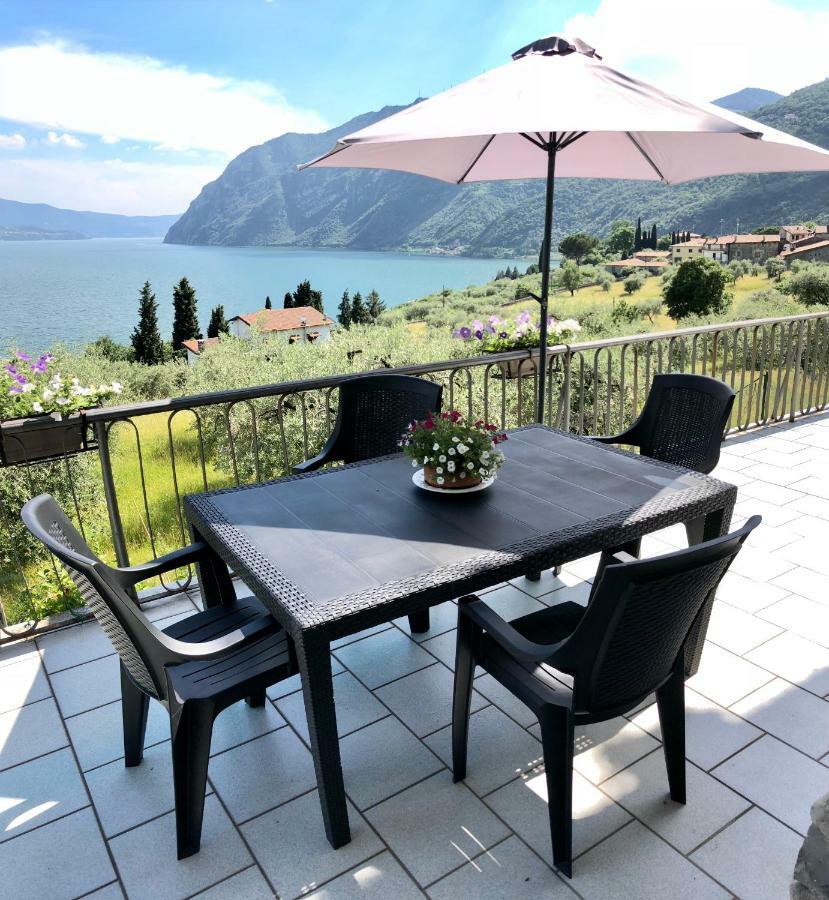 Casa Emilia Villa Riva di Solto Dış mekan fotoğraf